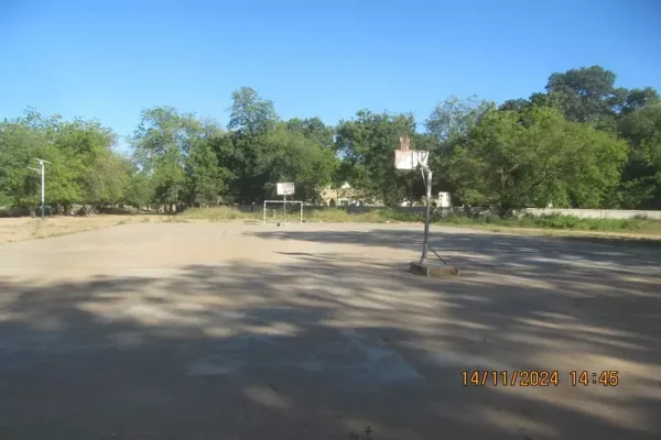 COMPLEXE MULTI SPORTS DE POUSS